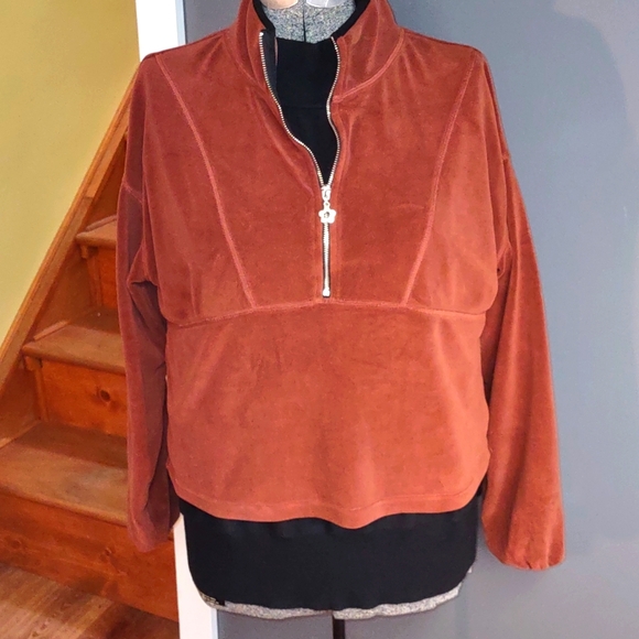 Wallflower Juniors Velour pullover zipup - Picture 1 of 7